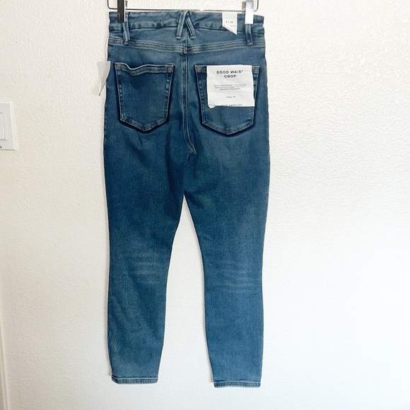 Good American Good Waist Stretchy Distressed Medium To Dark Wash Crop New Jeans - Picture 8 of 13